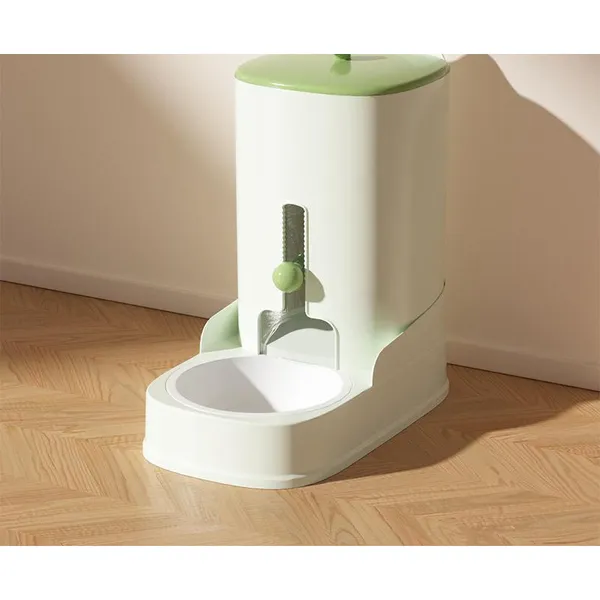 2-in-1 Gravity Feeder & Waterer, grass green feeder - Petlland private label sourcing