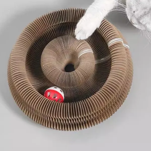 Accordion Folding Scratcher & Spinner, in use - Petlland private label sourcing