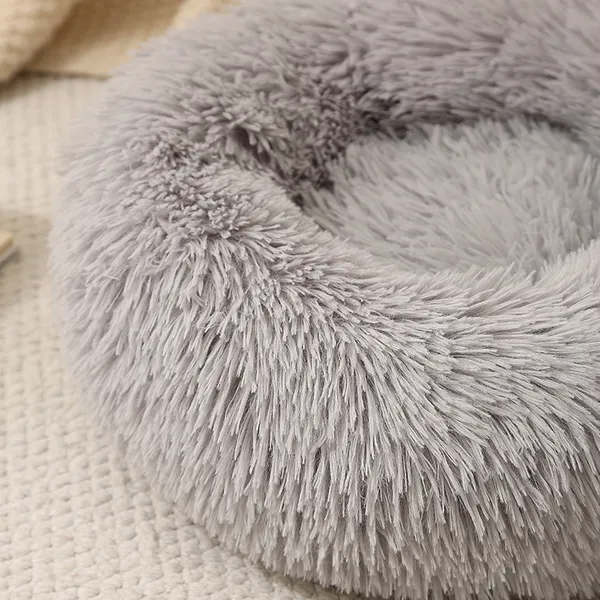 Calming Donut Plush Bed, plush detail - Petlland private label sourcing
