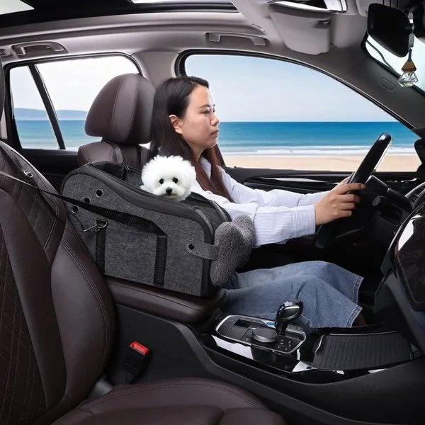 Car Console & Travel Pet Bed, in use - Petlland private label sourcing