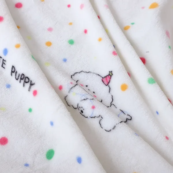 Double-Sided Fleece Blanket, fabric detail - Petlland private label sourcing