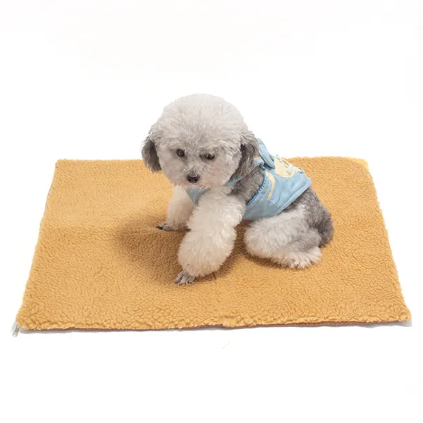Self-Warming Thermal Pad, tan colourway - Petlland private label sourcing
