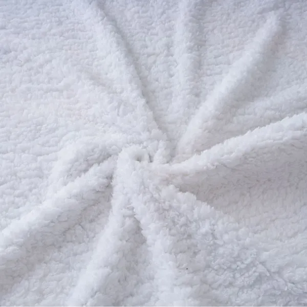 Sherpa Double-Layer Heavyweight Blanket, sherpa detail - Petlland private label sourcing